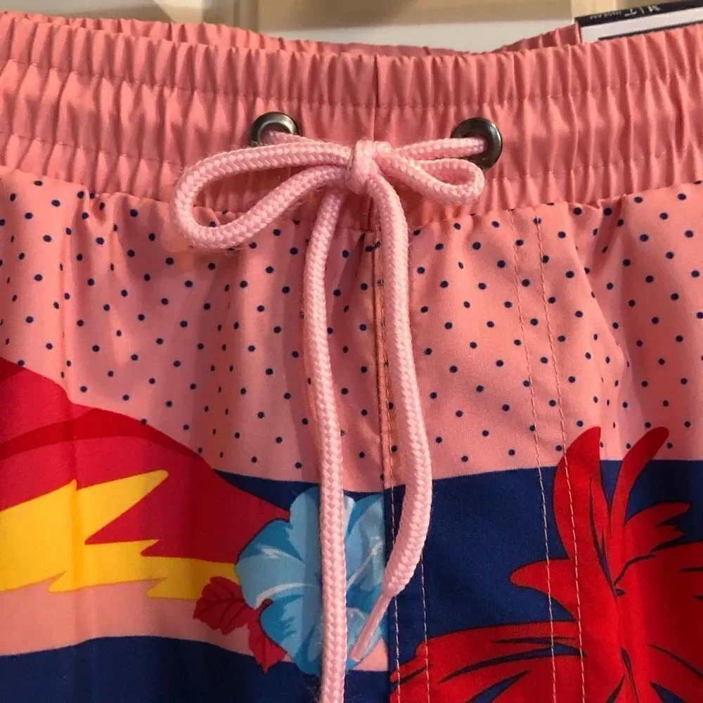 CLUB ROOM - NWT - M Sz M Swim Trunks w/Quick Dry Fabric & Built-In Liner.